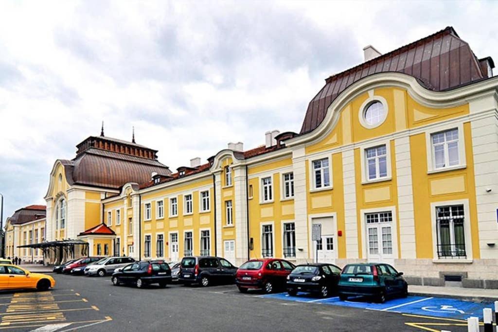 Comfy Home In The Heart Of Burgas Stad Buitenkant foto