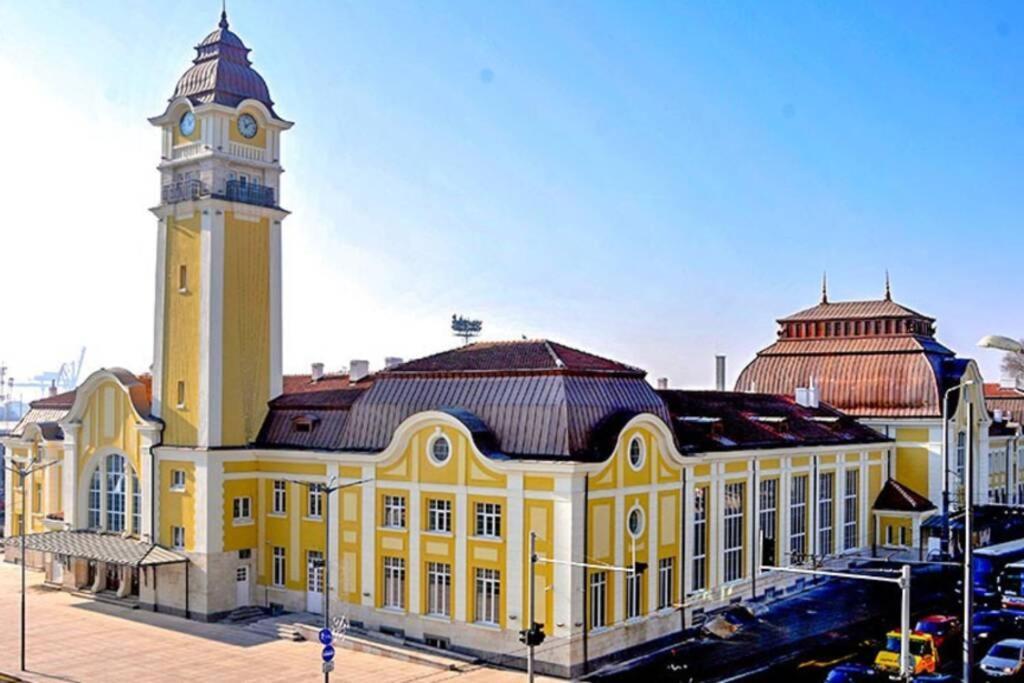 Comfy Home In The Heart Of Burgas Stad Buitenkant foto