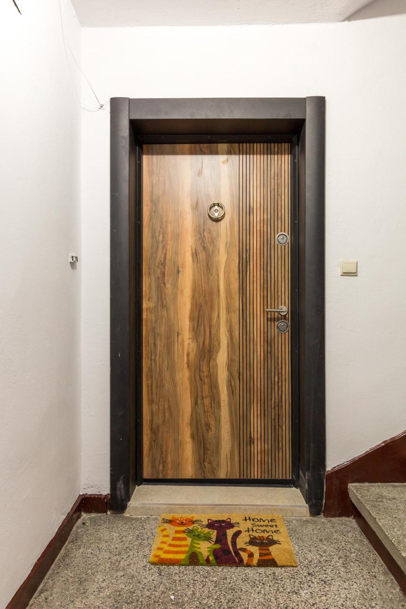 Comfy Home In The Heart Of Burgas Stad Buitenkant foto